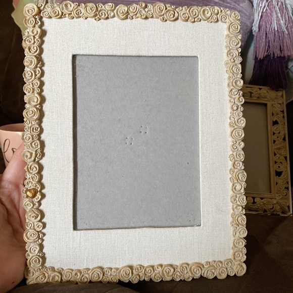 Bundle- 2 Anthropologie Pillows & 1 “love” pillow, Throw & 2 Frames - Picture 5 of 16